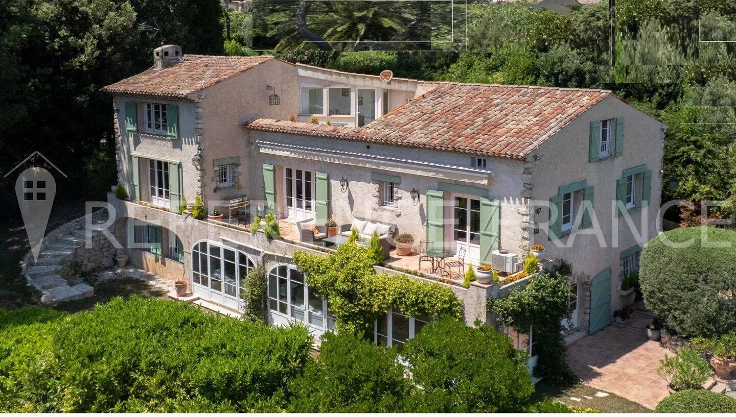 Maison 9 pièces 400 m² · à Mougins · 400 m² · 3 200 000 €