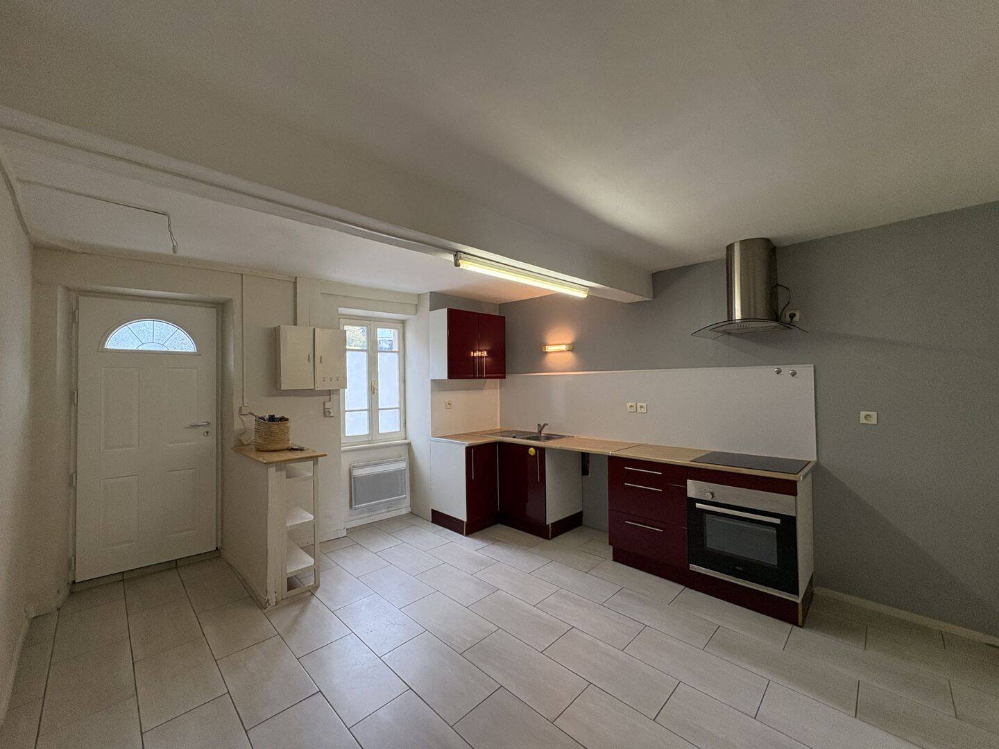Maison 4 pièces 83 m² · à Villasavary · 82,7 m² · 610 €