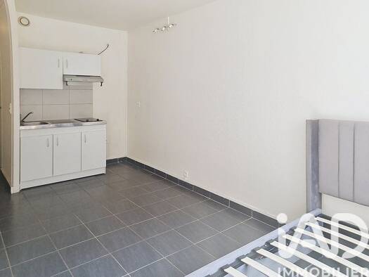Appartement à vendre 58 000 € 1 pièce 20 m² 2ème étage Grigny 2-Square Surcouf Grigny 91350