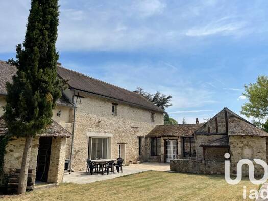 Maison à vendre 485 000 € 7 pièces 5 chambres 180 m² 2 895 m² de terrain Longnes 78980