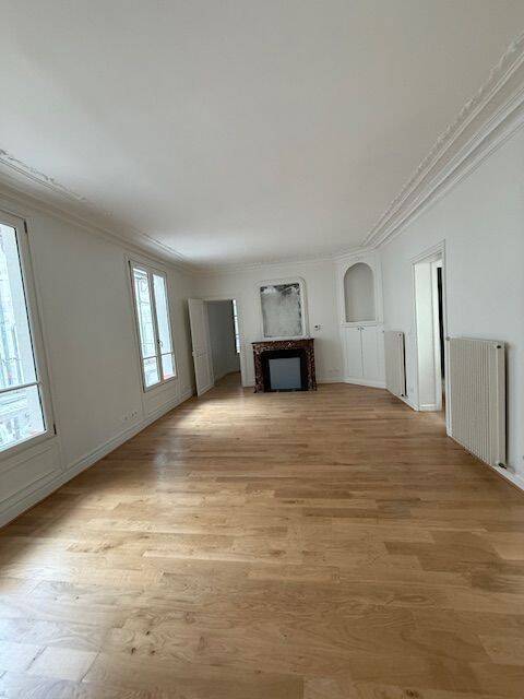 Appartement 4 pièces 100 m² · à Paris 3ème Arrondissement · 100 m² · 3 281 €/mois