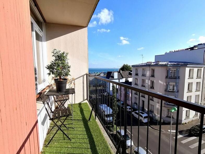 Appartement à vendre 197 025 € 3 pièces 2 chambres 76 m² Étage 3/7 Centre Brest 29200
