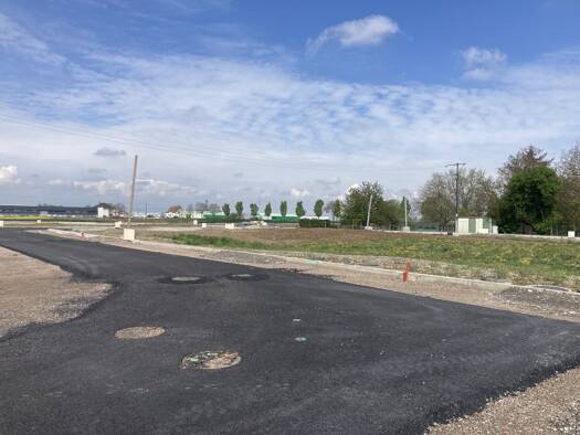 Terrain constructible viabilisé à vendre 210 000 € 427 m² de terrain Est Geispolsheim 67118