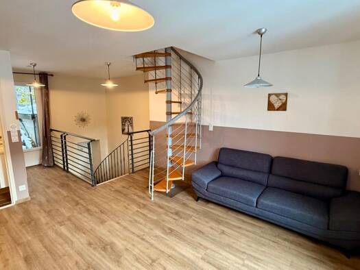 Maison à vendre 247 250 € 7 pièces 4 chambres 93,3 m² Mont-Dore 63240