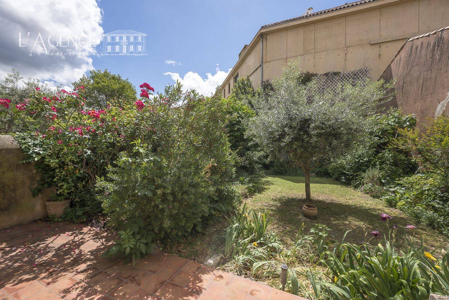Appartement 9 pièces 245 m² · à Aix-en-Provence · 244,6 m² · 1 290 000 €