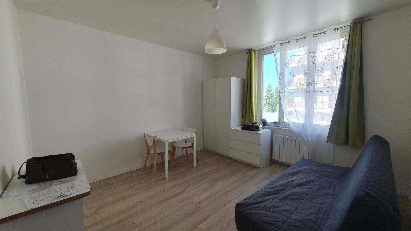 Appartement 1 pièce 27 m² · à Saint-Brieuc · 27 m² · 430 €