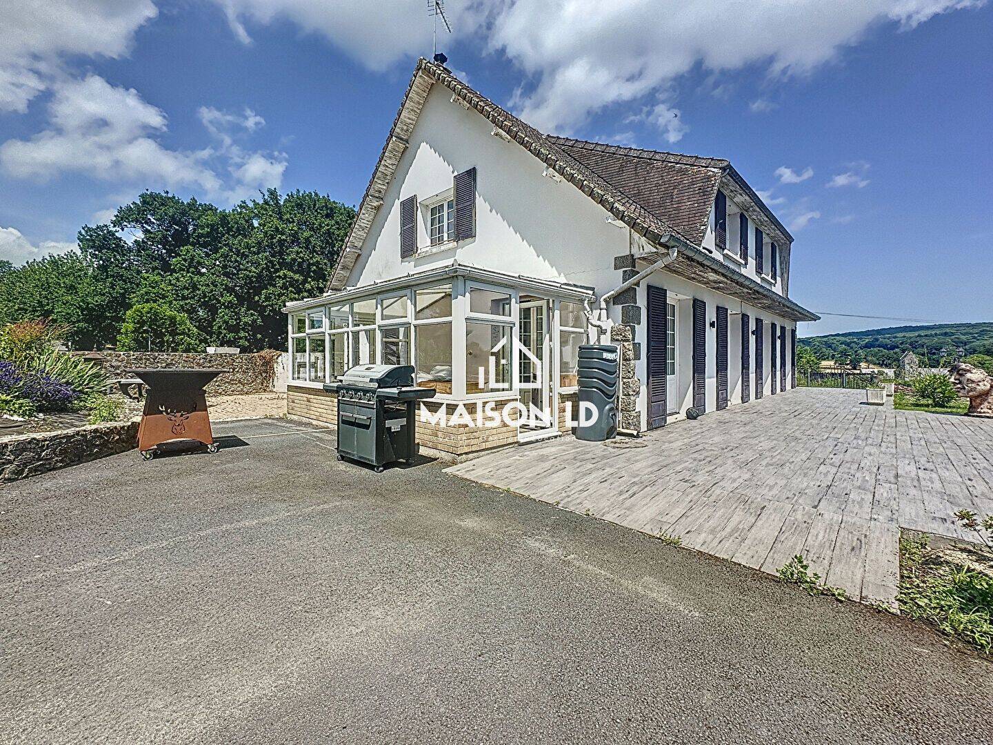 Maison 10 pièces 233 m² · à La Haye · 233 m² · 284 990 €