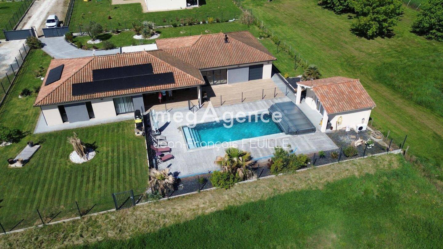 Maison 6 pièces 183 m² · à Bergerac · 183 m² · 598 000 €