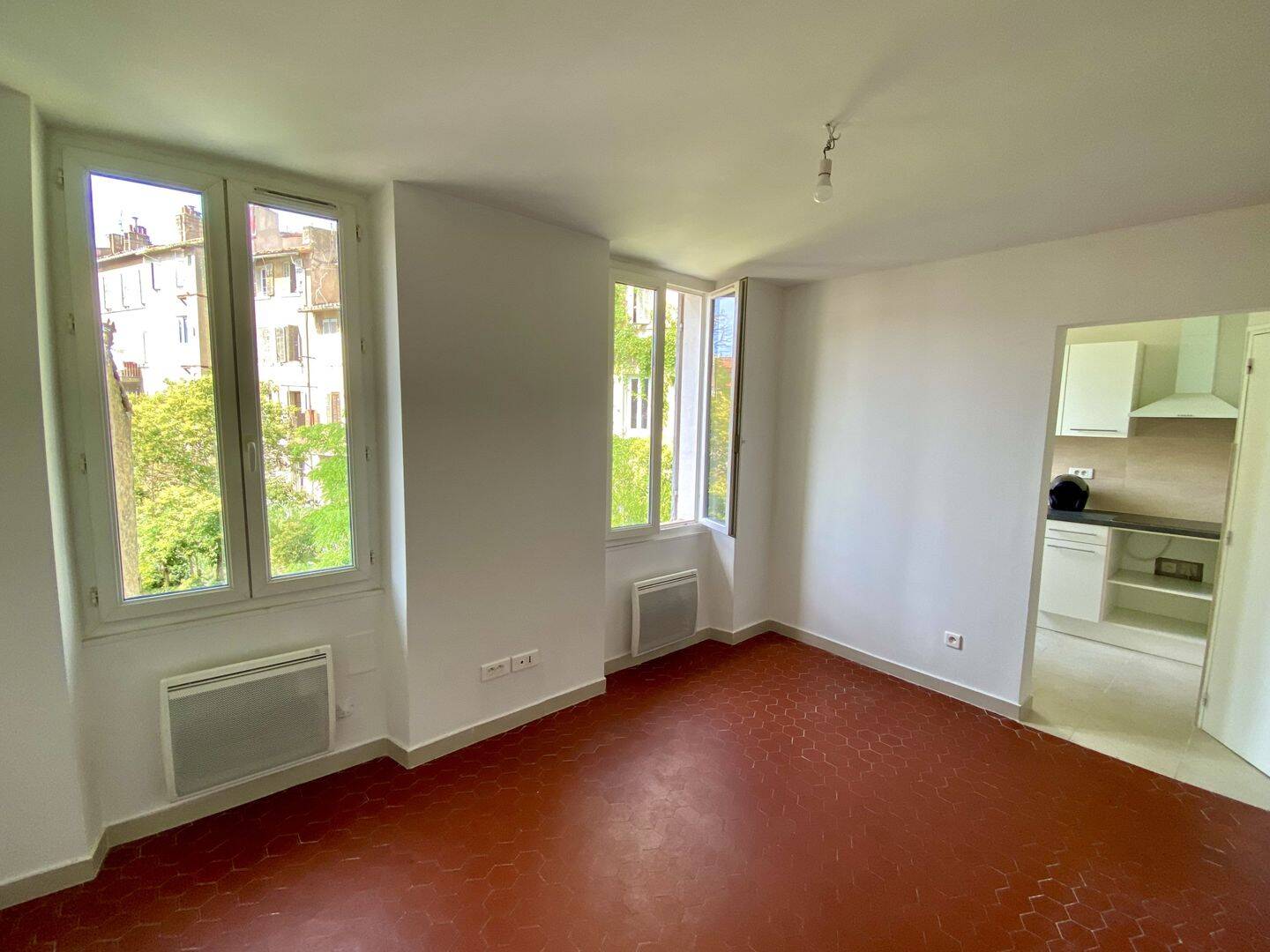 Appartement 2 pièces 28 m² · à Marseille 6ème Arrondissement · 28 m² · 515 €/mois