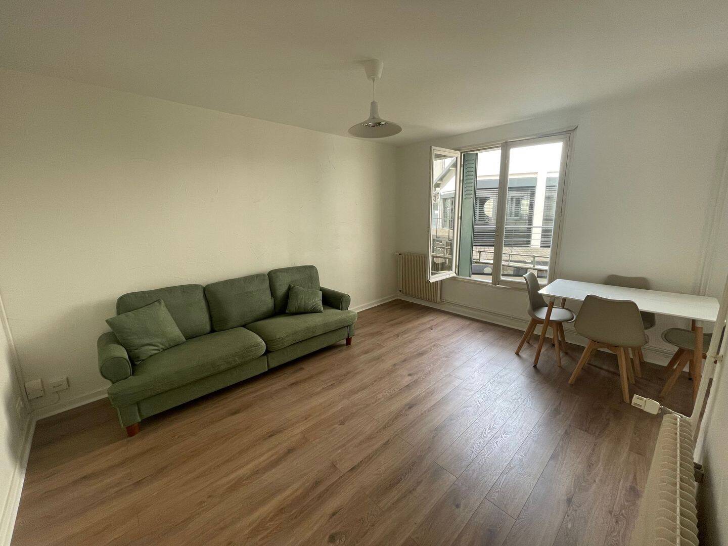 Appartement 3 pièces 53 m² · à Chambéry · 53 m² · 1 100 €/mois