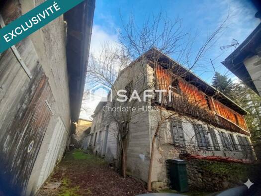 Immeuble à vendre 10 000 € 300 m² Sud Ambert 63600