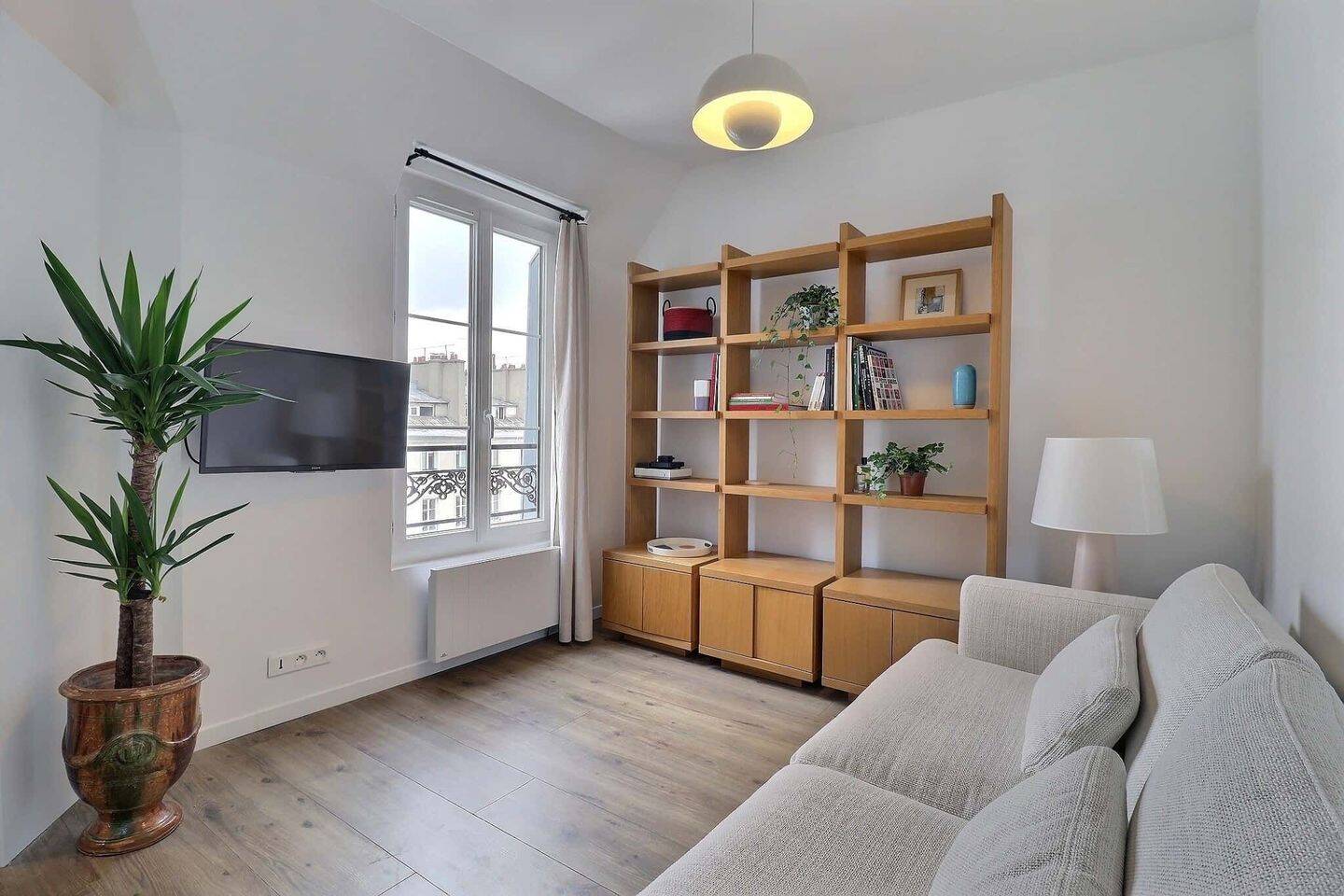 Appartement 1 pièce 35 m² · à Paris 11ème Arrondissement · 35 m² · 1 908 €