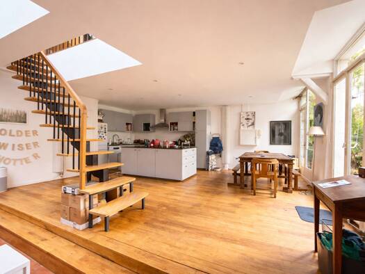 Triplex à vendre 1 390 000 € 6 pièces 4 chambres 148 m² RDC/2 Bassin de la Villette Paris 19ème arrondissement 75019