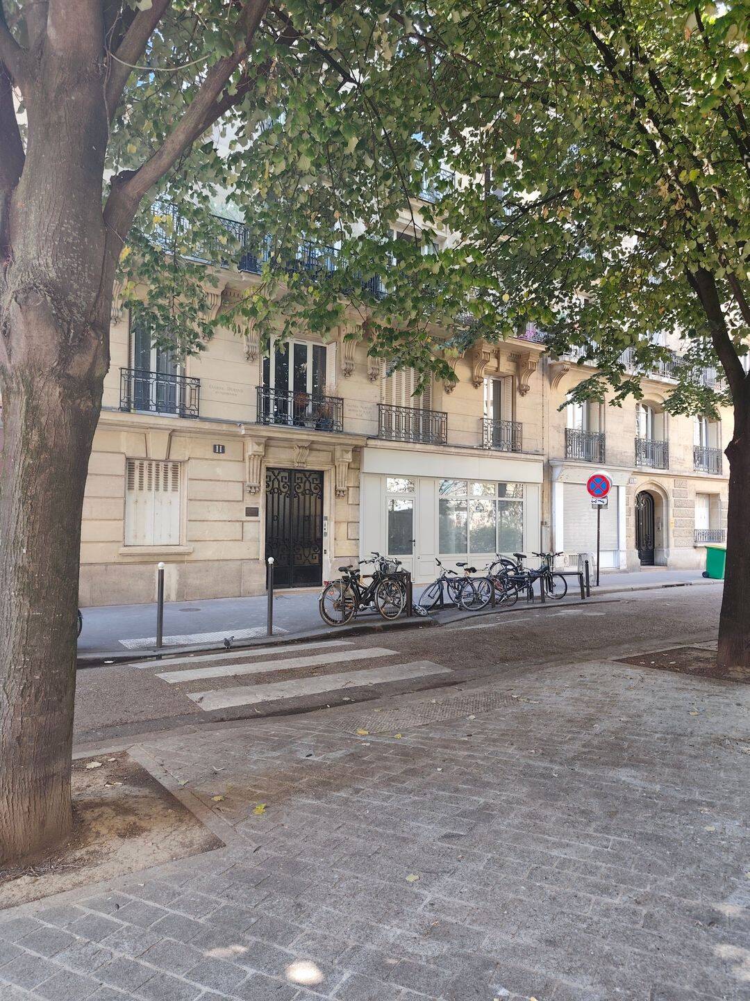Appartement 2 pièces 37 m² · à Paris 14ème Arrondissement · 37 m² · 370 000 €