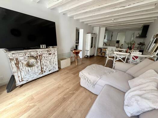 Appartement à vendre 154 900 € 3 pièces 2 chambres 72 m² RDC Delessert-Saint Louis-Nantilly Saumur 49400