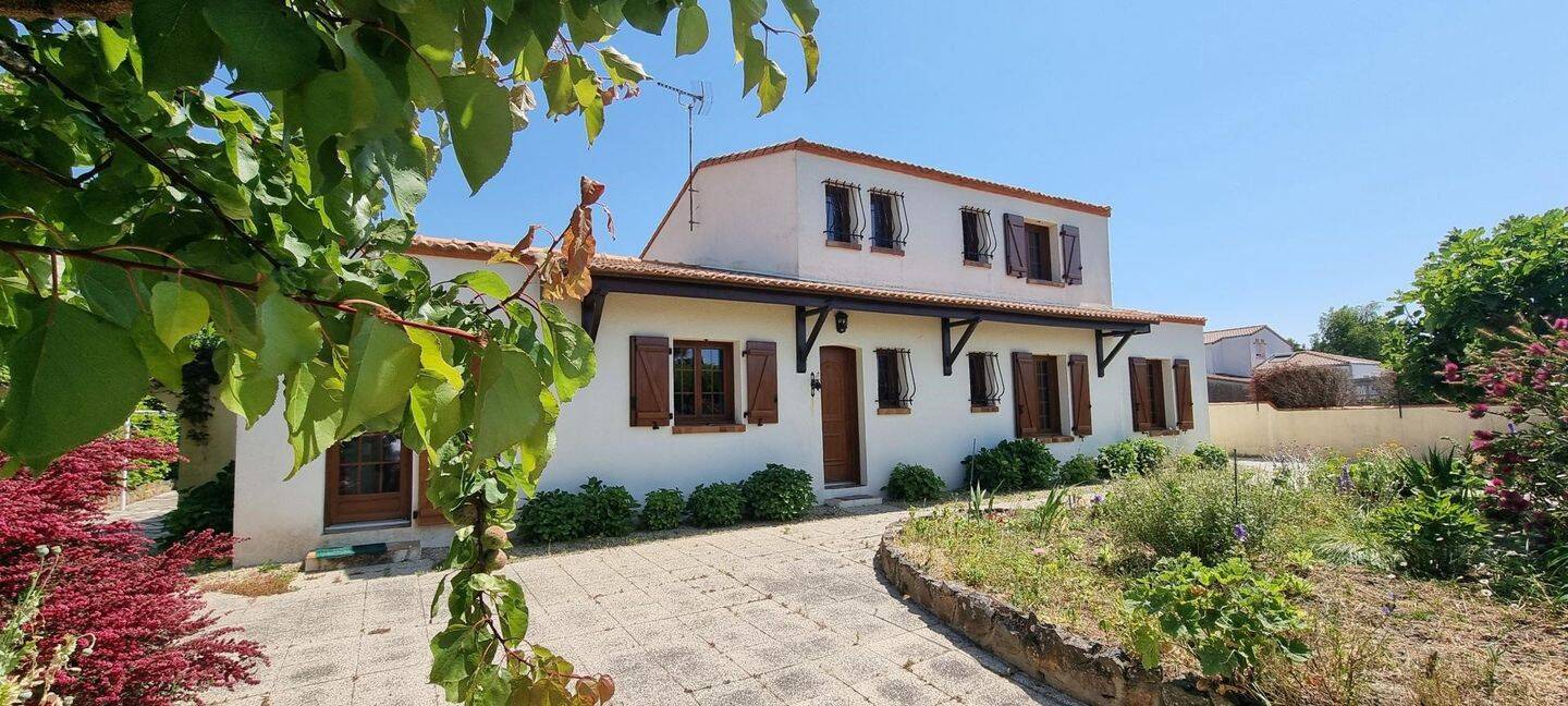 Maison 8 pièces 148 m² · à La Bernerie-en-Retz · 148 m² · 469 000 €