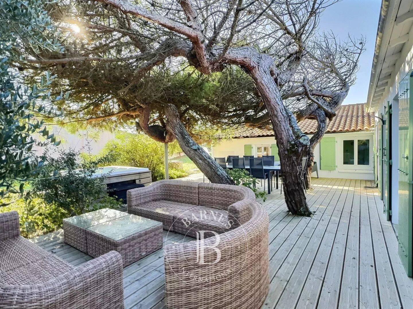 Maison 10 pièces 155 m² · à Sainte-Marie-de-Ré · 155 m² · 1 100 000 €