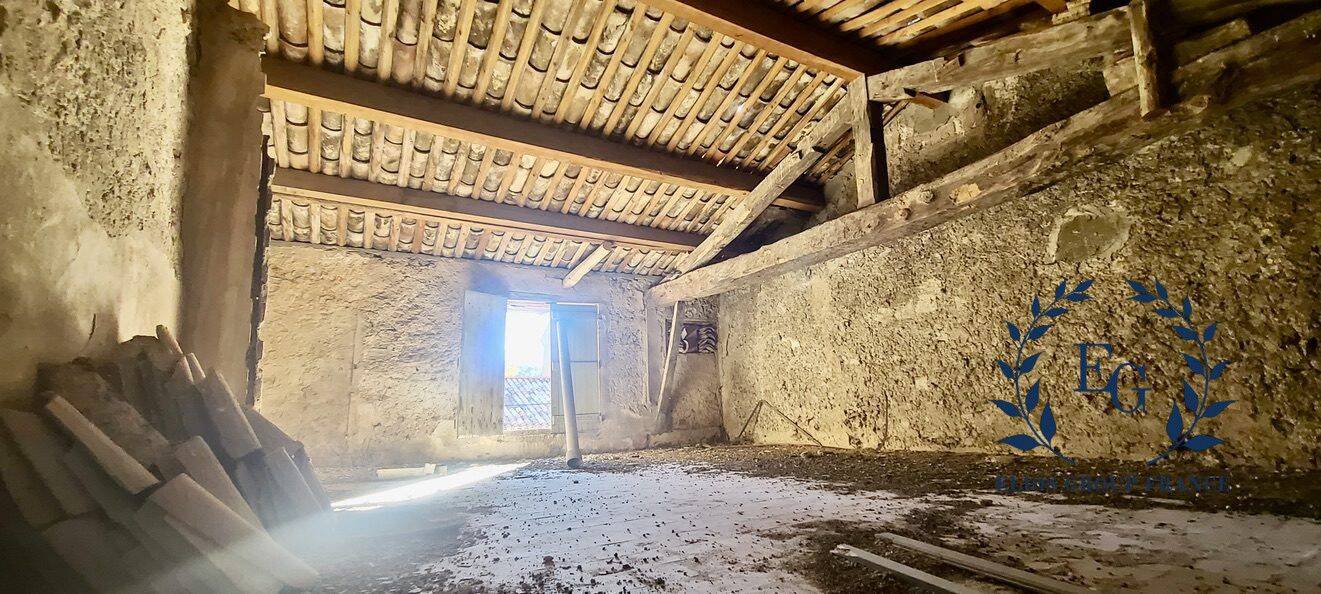 Maison 5 pièces 210 m² · à Brignoles · 210 m² · 162 000 €