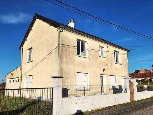 Maison à vendre 59 900 € 6 pièces 5 chambres 135 m² 800 m² de terrain Saint-Seine 58250