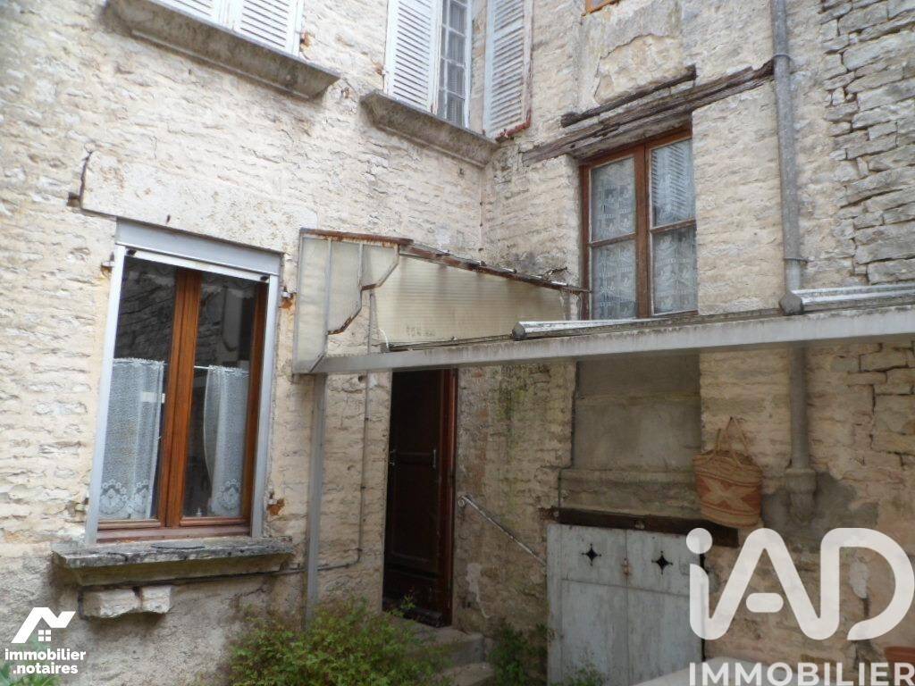 Maison 6 pièces 132 m² · à Essoyes · 131,9 m² · 85 000 €