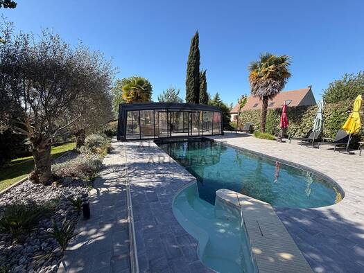 Maison à vendre 695 000 € 9 pièces 6 chambres 220 m² 2 050 m² de terrain Varennes-Jarcy 91480