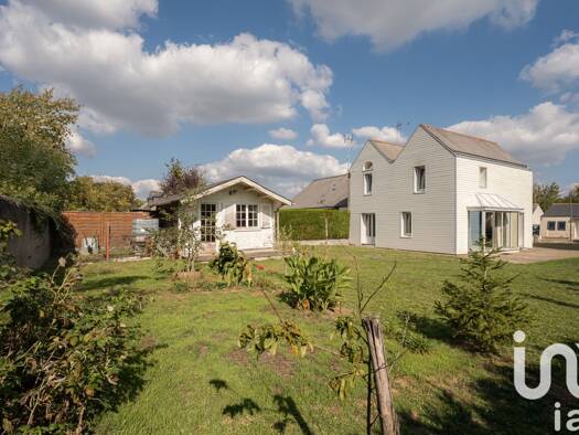 Maison à vendre 208 000 € 5 pièces 3 chambres 115 m² 802 m² de terrain Sud Ouest Doué-la-Fontaine 49700