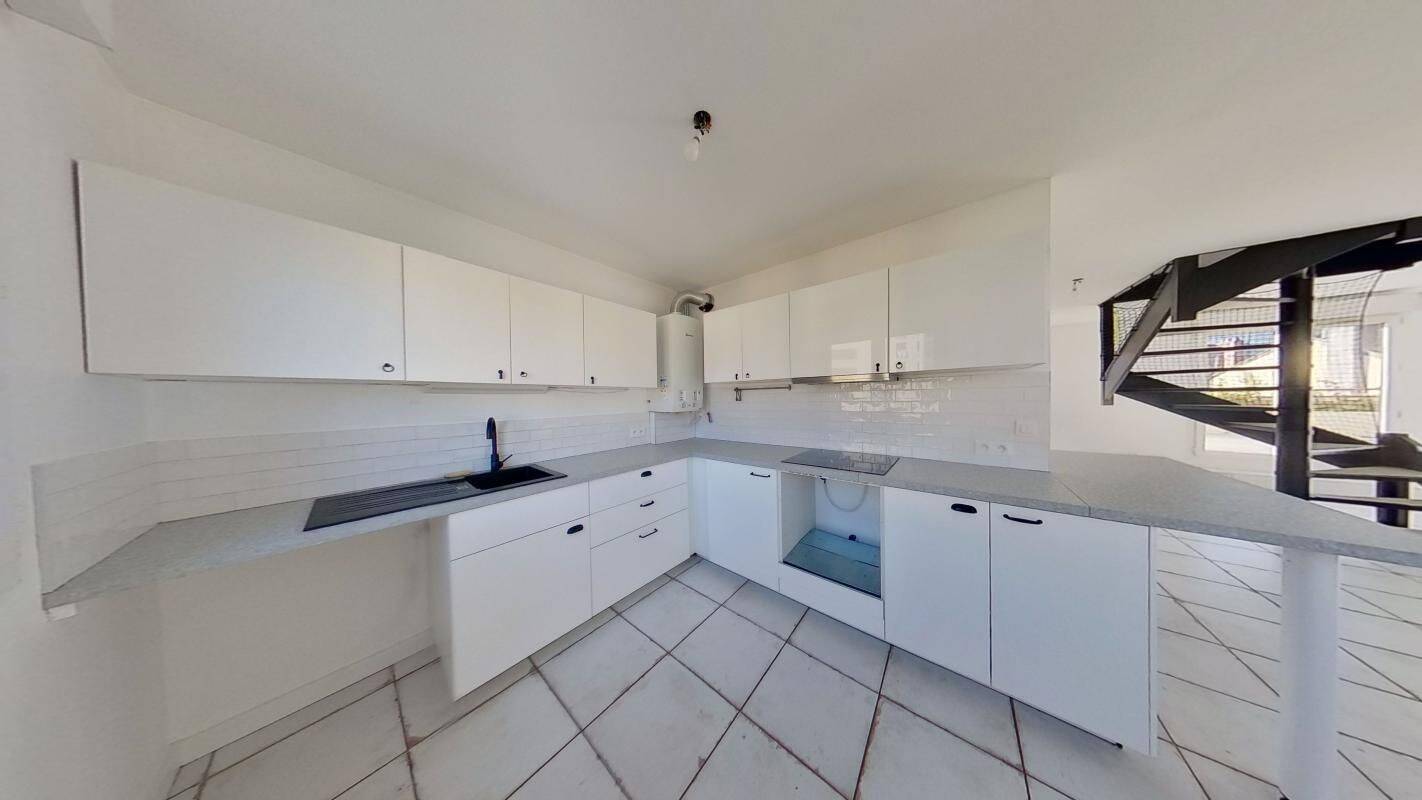 Appartement 4 pièces 102 m² · à Lyon 9ème Arrondissement · 102 m² · 1 750 €