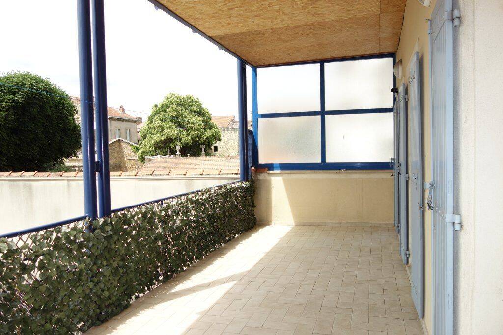 Appartement 4 pièces 94 m² · à Bagnols-sur-Cèze · 94 m² · 770 €/mois