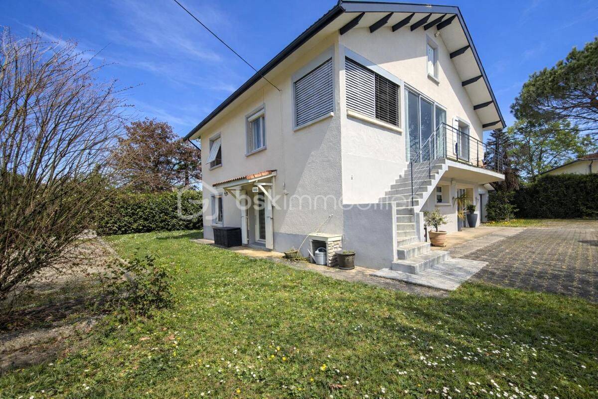 Maison 7 pièces 196 m² · à Saint-Marcellin · 196 m² · 460 000 €