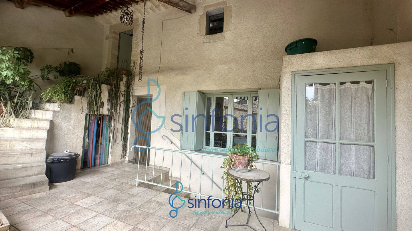 Maison 5 pièces 90 m² · à Uzès · 89,8 m² · 249 000 €