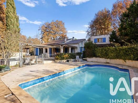 Maison à vendre 650 000 € 5 pièces 4 chambres 170 m² 2 937 m² de terrain Jouques 13490