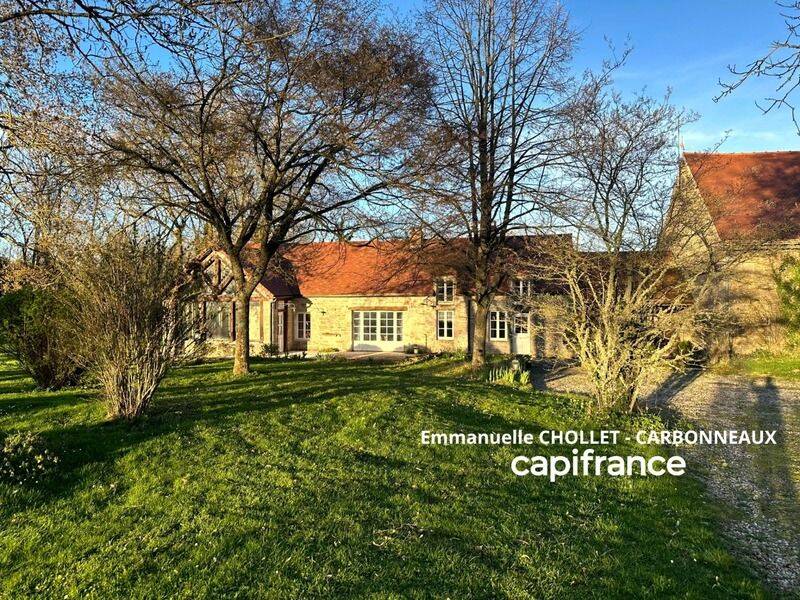 Maison 8 pièces 210 m² · à Charny · 210 m² · 495 000 €