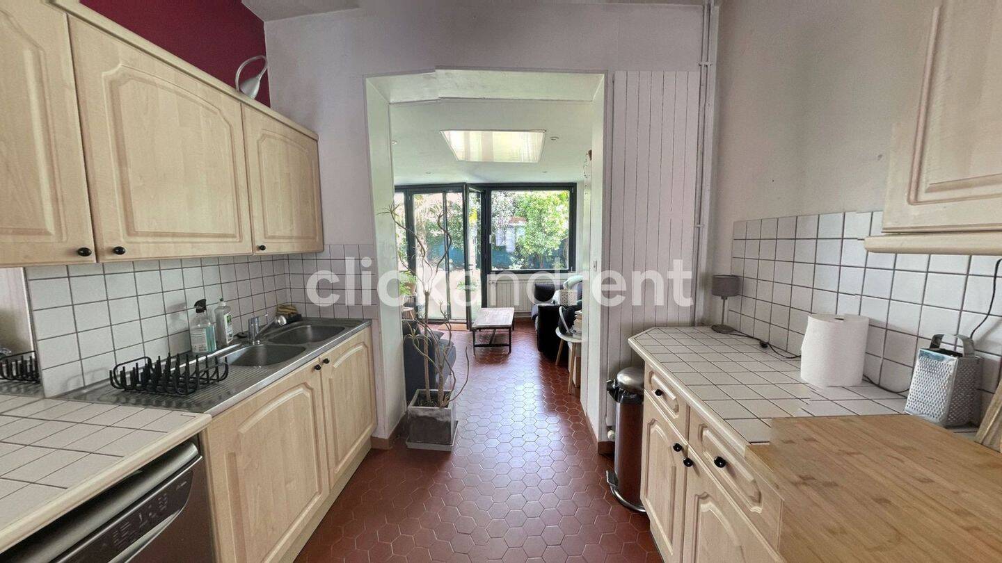 Charmante maison lilloise meublée – 3 pièces — 12