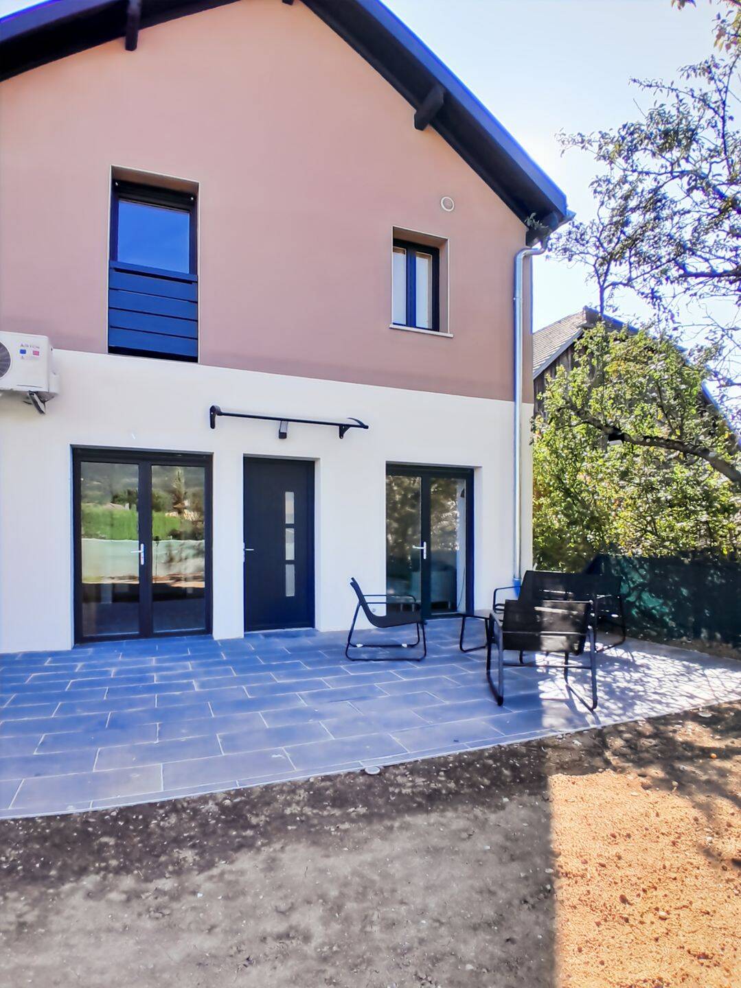 Maison 4 pièces 95 m² · à Saint-Pierre-en-Faucigny · 95 m² · 2 100 €/mois