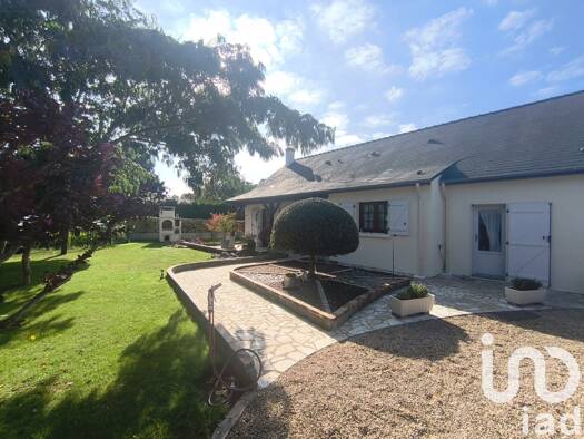 Maison à vendre 189 500 € 6 pièces 4 chambres 99 m² 805 m² de terrain La Breille-les-Pins 49390
