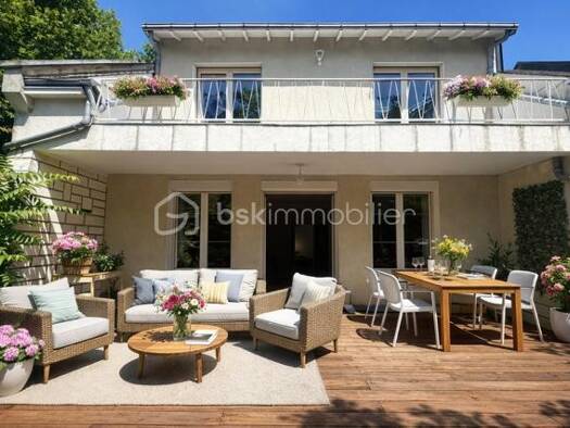 Maison à vendre 269 000 € 8 pièces 6 chambres 180 m² 2 740 m² de terrain Bellefonds 86210