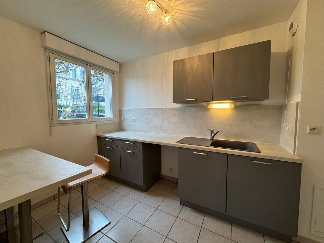 Appartement 1 pièce 33 m² · à Chécy · 32,8 m² · 430 €