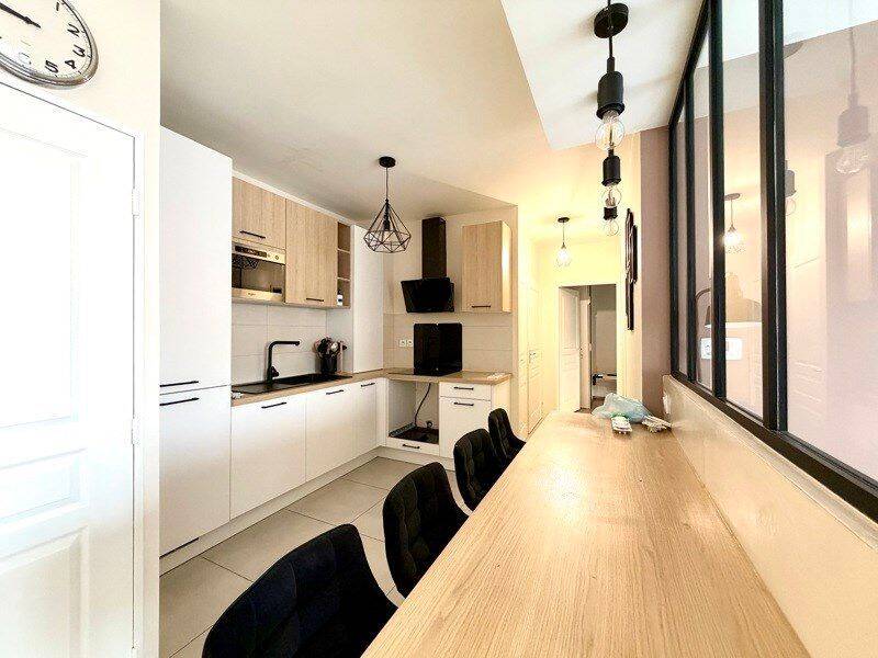 Appartement 3 pièces 50 m² · à Oullins-Pierre-Bénite · 50 m² · 900 €/mois