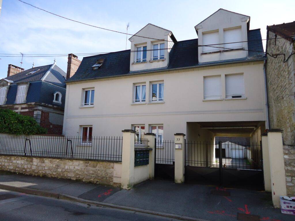 Appartement 1 pièce 48 m² · à Margny-lès-Compiègne · 47,7 m² · 615 €