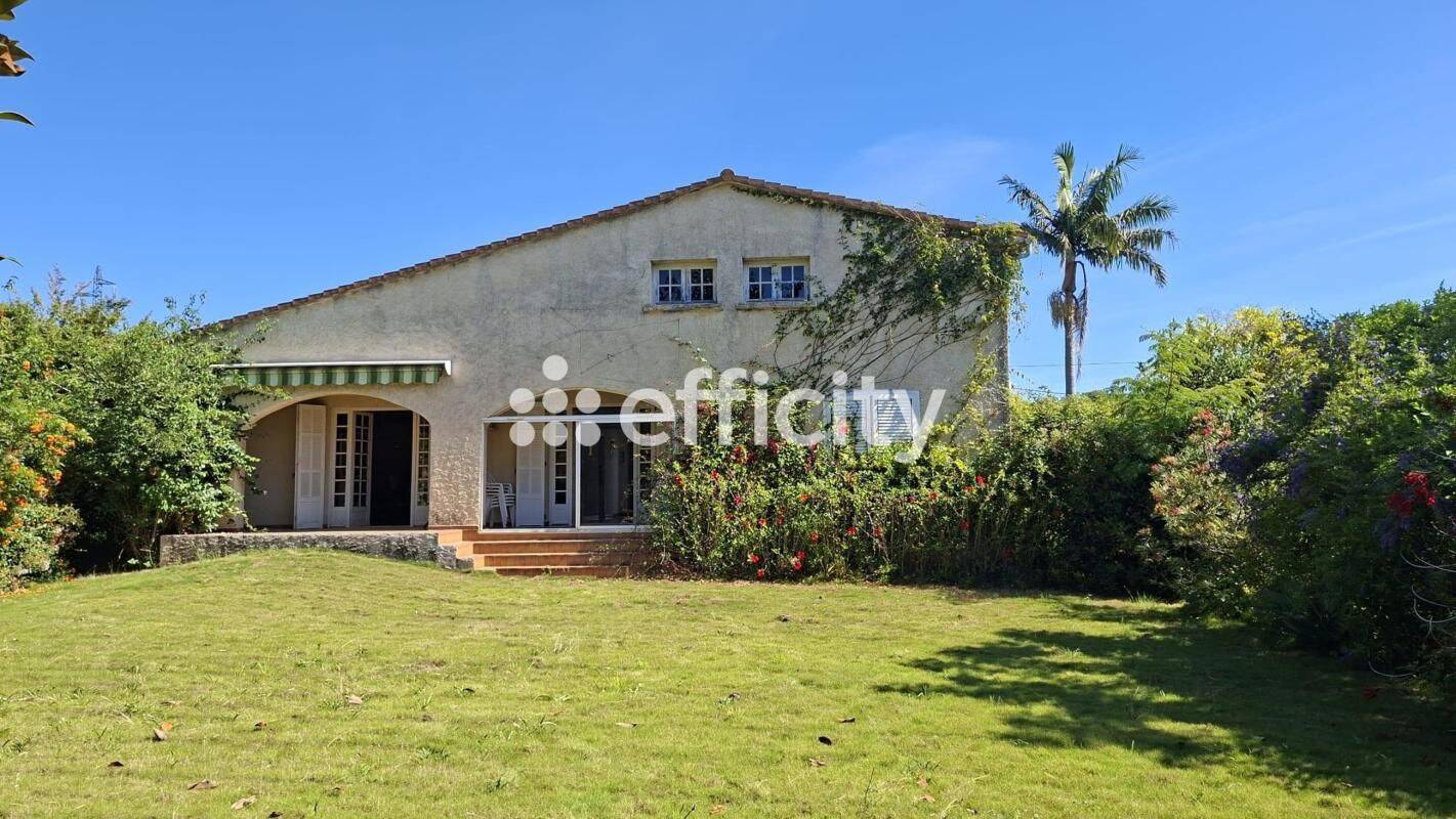 Maison 9 pièces 180 m² · à Santa-Lucia-Di-Moriani · 180 m² · 430 000 €