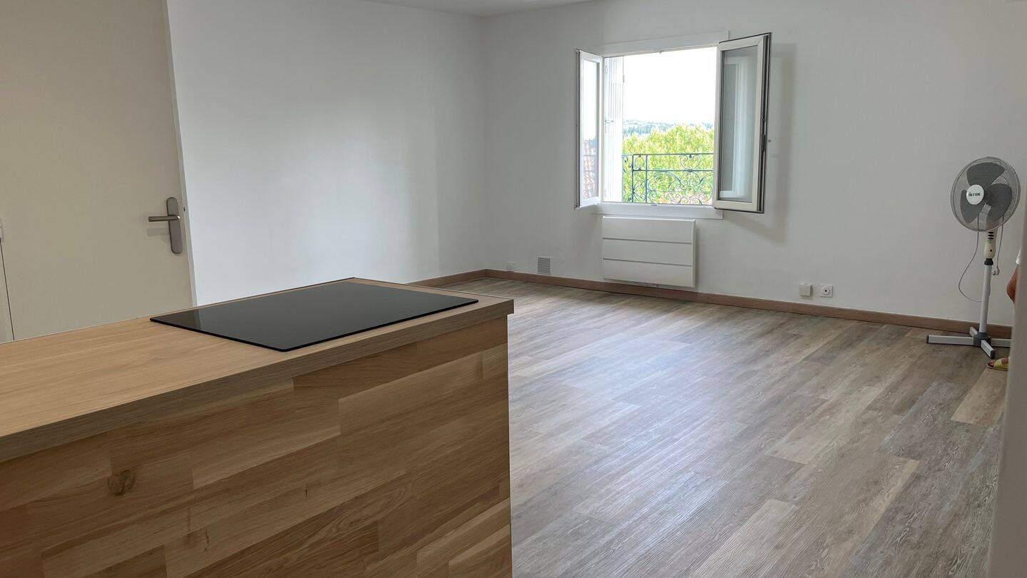 Appartement 1 pièce 32 m² · à Vedène · 32 m² · 550 €/mois