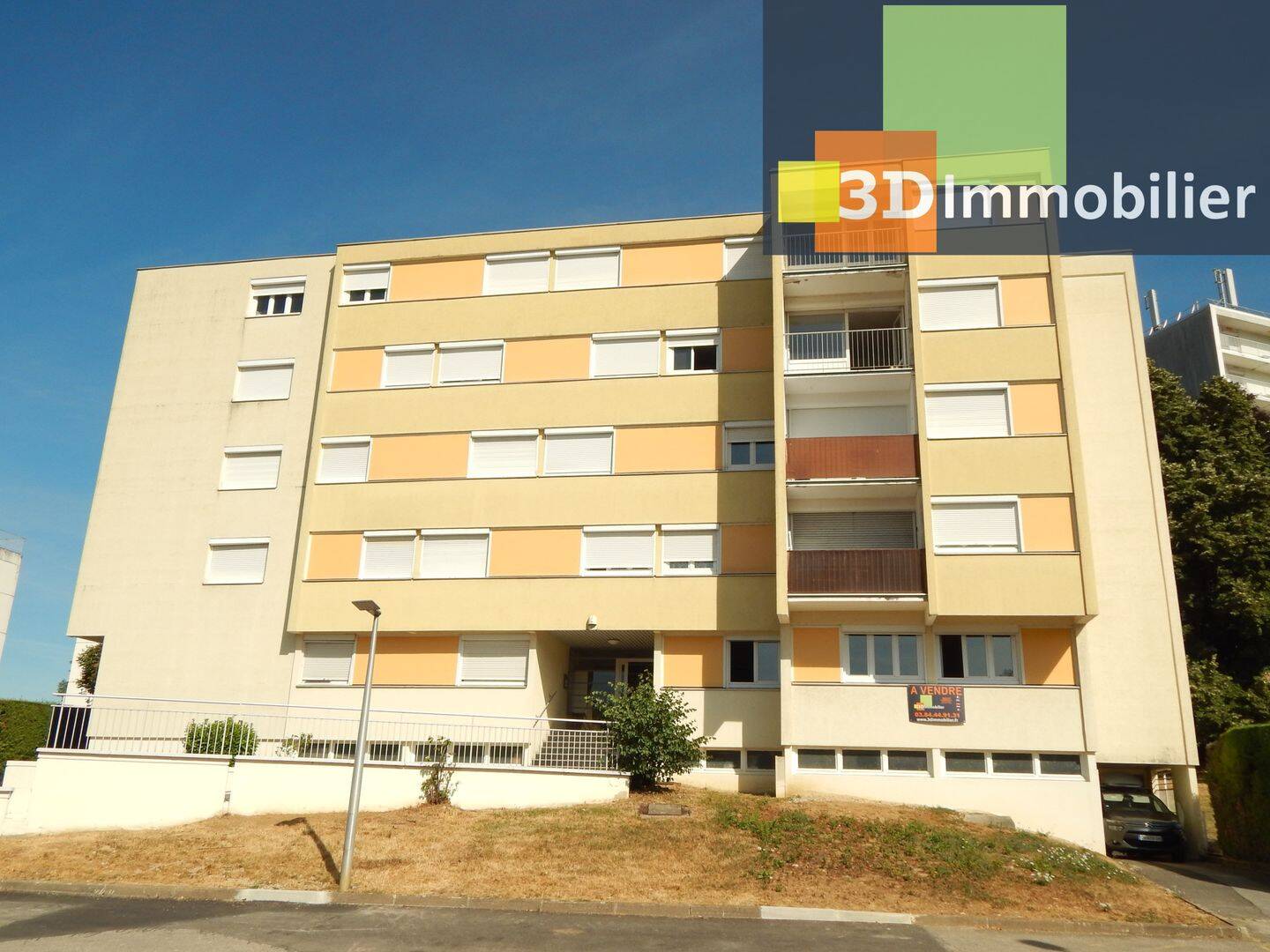 Appartement 6 pièces 110 m² · à Lons-le-Saunier · 110 m² · 106 000 €