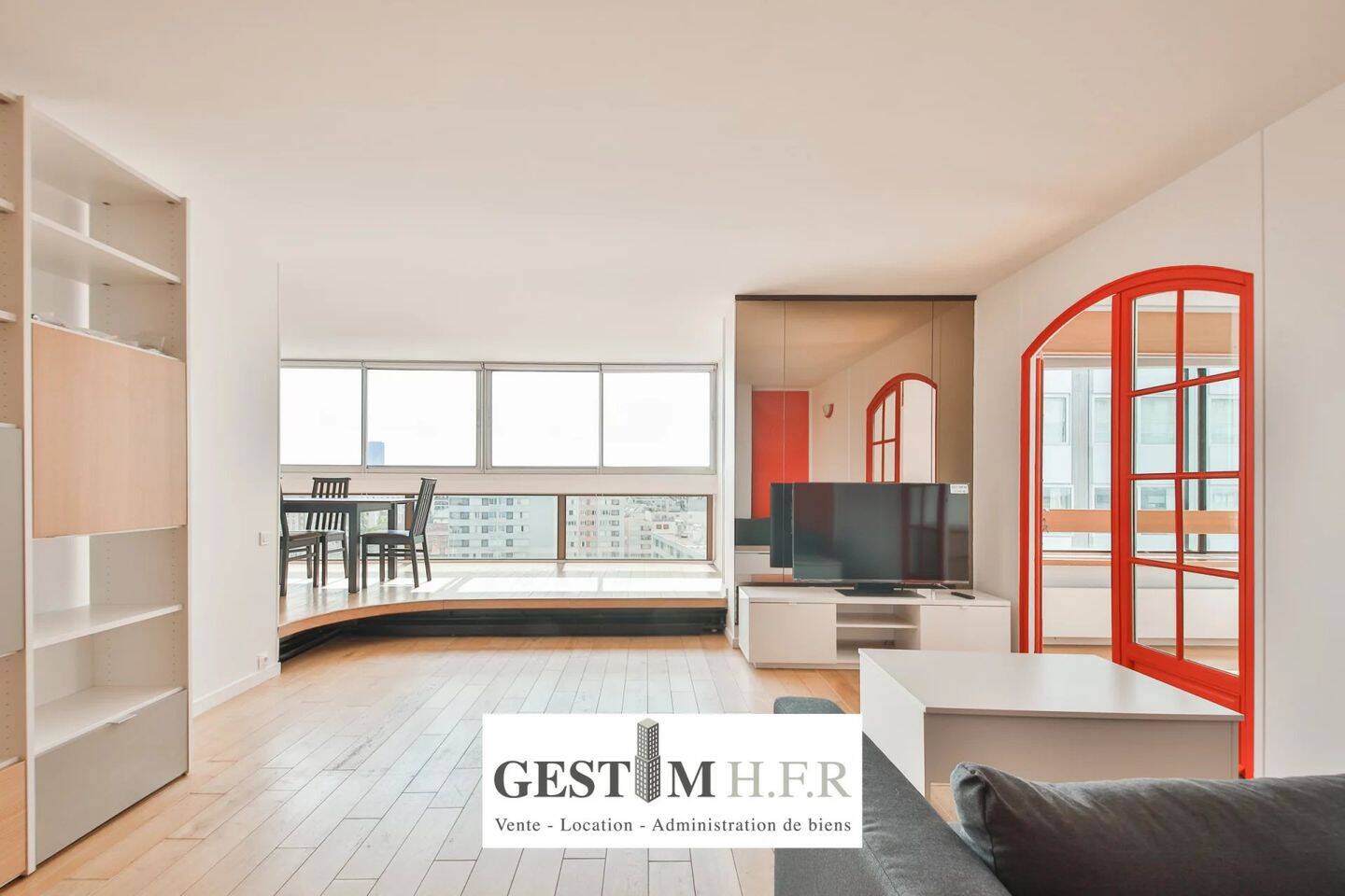 Appartement 3 pièces 86 m² · à Paris 15ème Arrondissement · 85,8 m² · 3 000 €/mois
