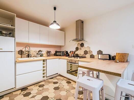 Appartement à vendre 235 000 € 3 pièces 2 chambres 79 m² 1er étage Centre Ville Reims 51100