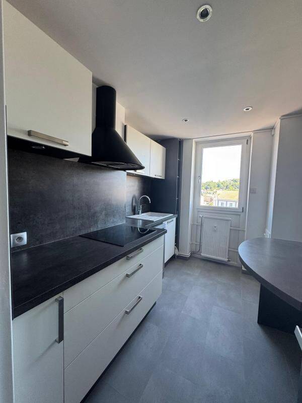 Appartement 3 pièces 73 m² · à Épinal · 73 m² · 114 500 €