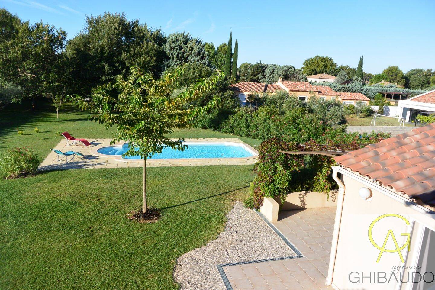 Maison 7 pièces 160 m² · à Aix-en-Provence · 159,6 m² · 3 450 €/mois