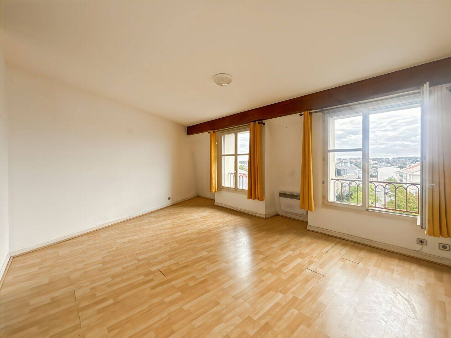 Appartement 2 pièces 44 m² · à Mantes-la-Jolie · 43,5 m² · 140 000 €