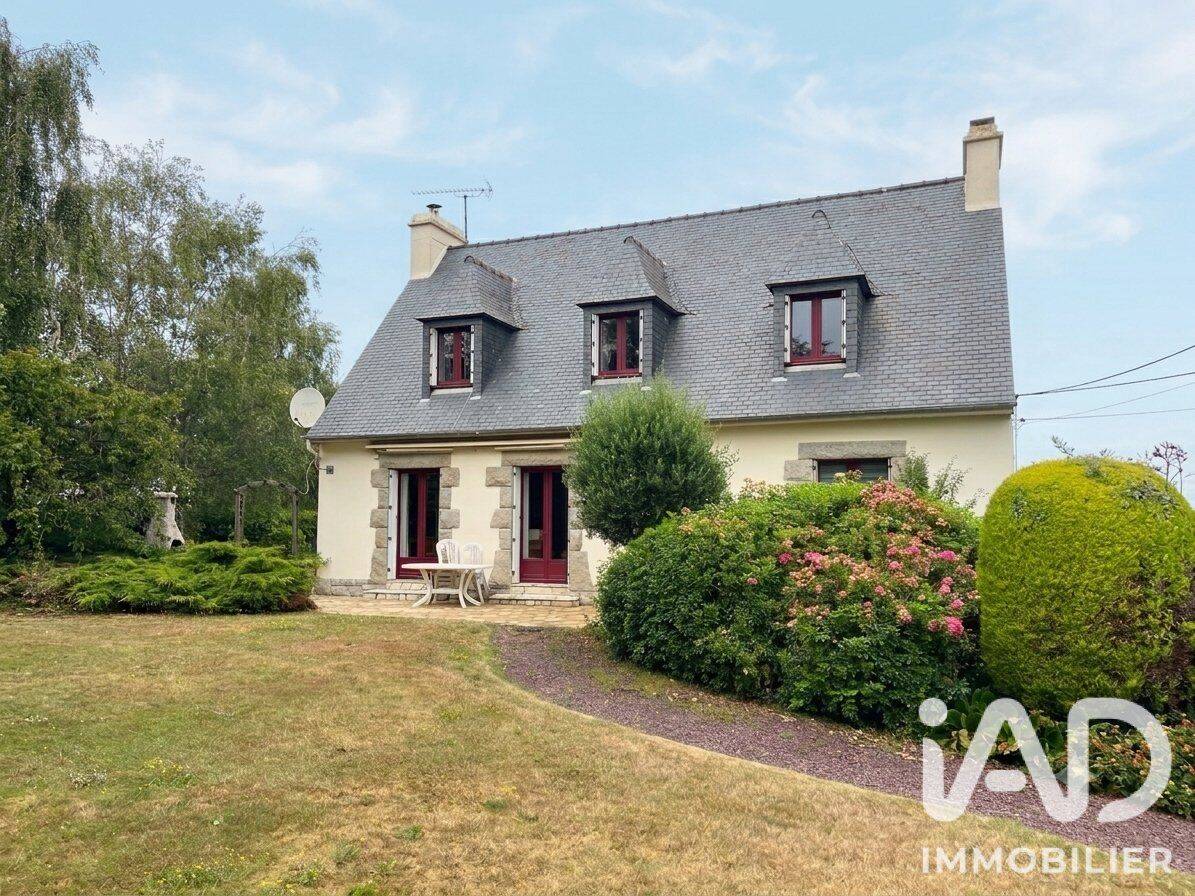 Maison 5 pièces 127 m² · à Quemper-Guézennec · 127 m² · 261 000 €
