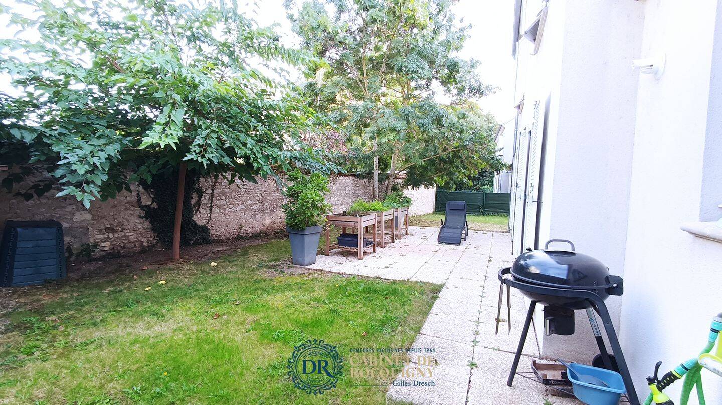 Maison 5 pièces 132 m² · à Olivet · 132,4 m² · 1 325 €/mois