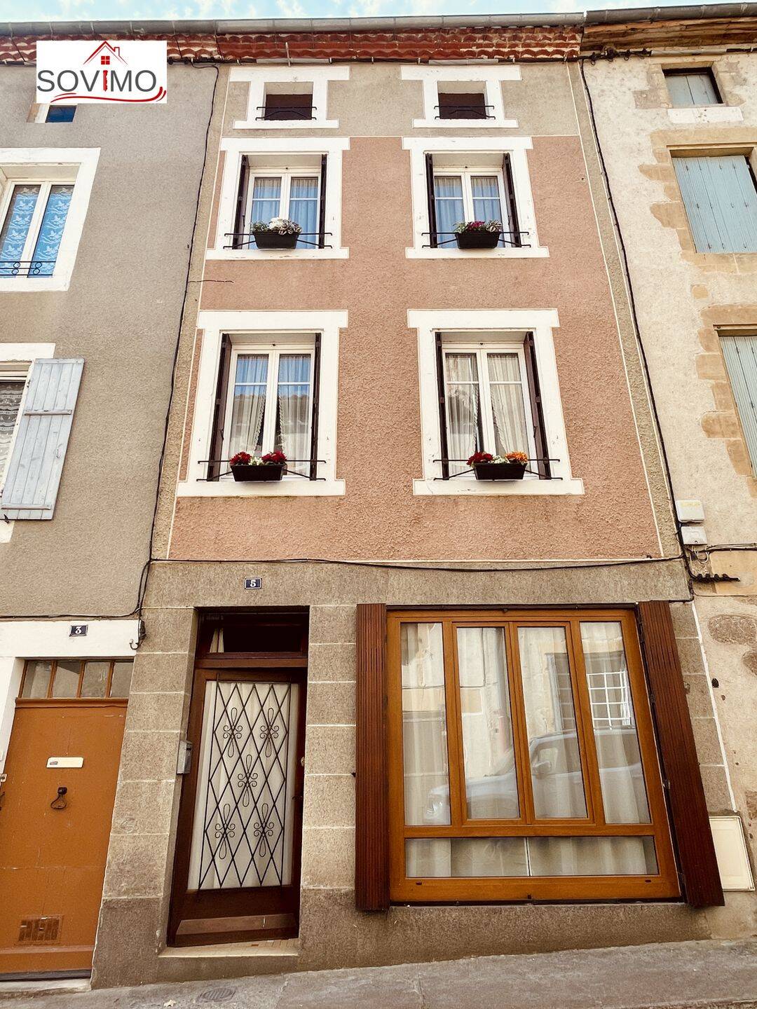 Maison 3 pièces 89 m² · à Confolens · 89 m² · 69 400 €